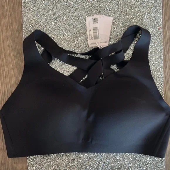 Lululemon Enlite Weave-Back Bra
High Support black‎  36B nwt - Picture 3 of 6